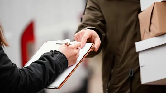 layanan logistik door to door